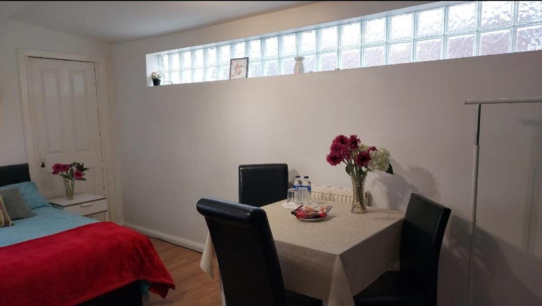 Great Rooms Fc Liverpool Exterior foto